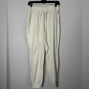Apana Cream Lightweight Joggers – Size Small